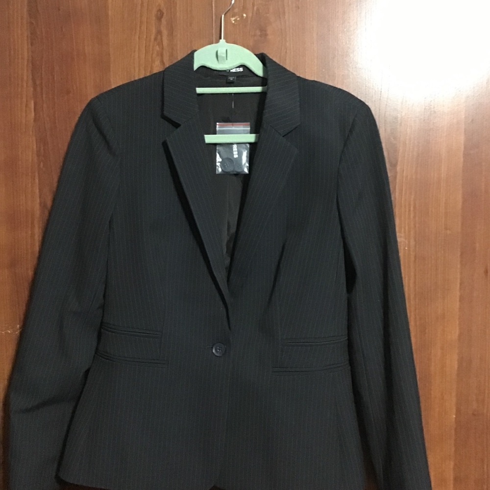 Express Blazer with Lines
